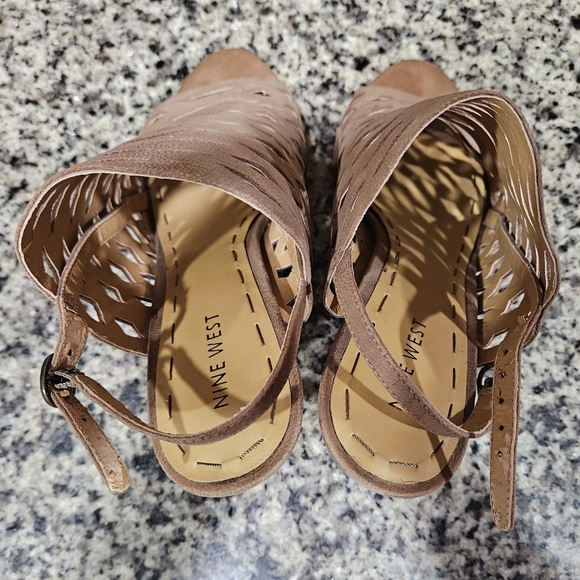 Nine West Tan Sandal Heels - Picture 3 of 7